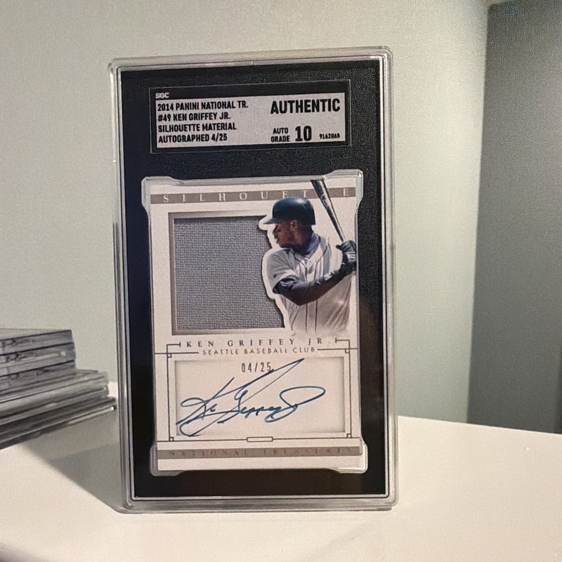 2014 Panini National Treasures Ken Griffey Jr #49 Silhouette Auto /25 SGC 10