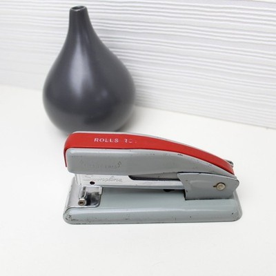 Vintage Swingline 99 Hefter Rot & Grau. Rolls Royce Gravur. Made USA. Funktioniert.