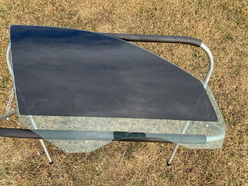 08-10 BMW 528i 525i 530i PASSENGER RIGHT FRONT WINDOW DOOR GLASS OEM - Image 2 of 4