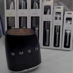 Smeg Ensemble de blocs de couteaux 7pcs Couleur en acier inoxydable noir – Expédition rapide DHL