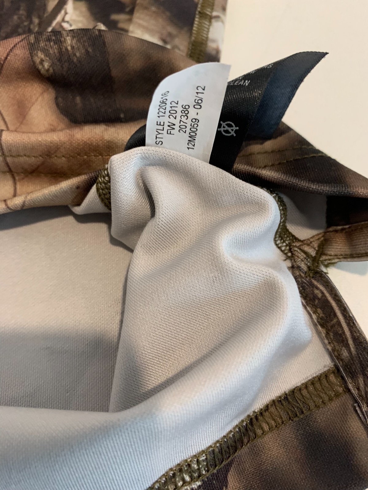 Under Armour Polo Shirt XL Camo Hunting Outdoor Golf Performance Gorpcore Preppy