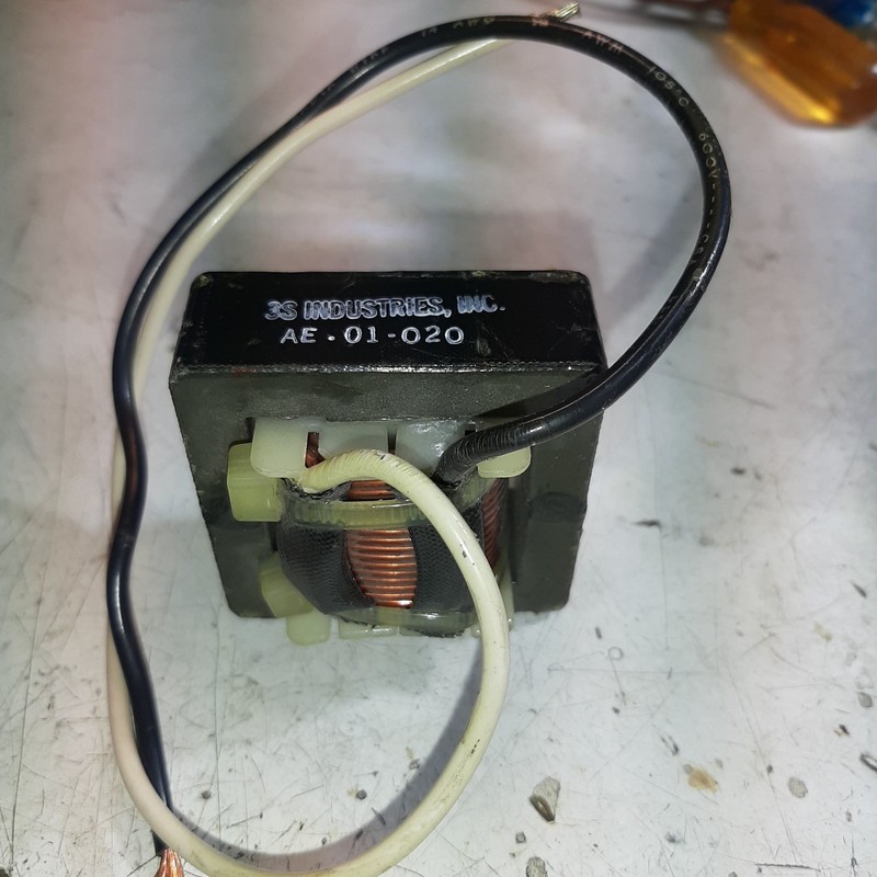 3S INDUSTRIES, INC.   330uH 20 amp choke / inductor AE•01•020 NEW with bracket 
