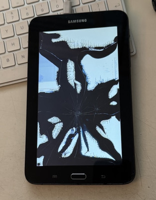 Samsung Galaxy Tab 3 Lite 7'' Tablet SM-T110 Defekt Spender Platine Kamera Etc Ok