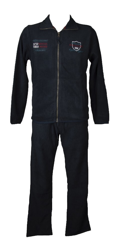 Очень ДИНАМИЧНЫЙ ИГРОК играющий в КАМПАНЬОЛО с полным темпом либеро перевернутый вверх дном 12890₽