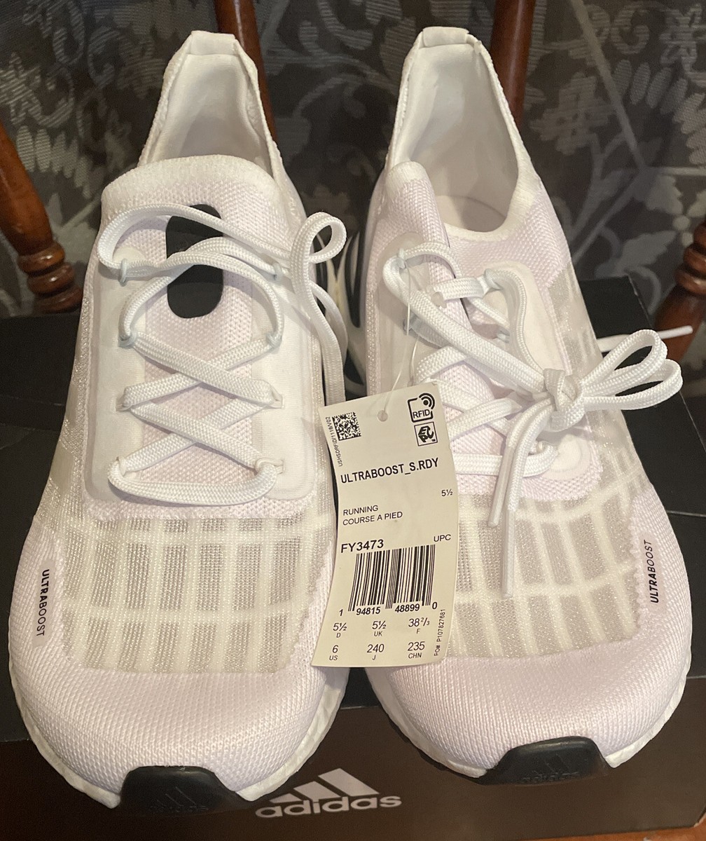 Adidas Ultraboost Summer.RDY  display picture 3