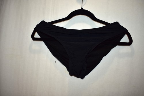 WOMEN'S 2 PIECE SWIMSUIT W/BLACK BOTTOM & PATTERNED MUTRI-FEATHERS TOP SIZE M - Picture 7 of 7