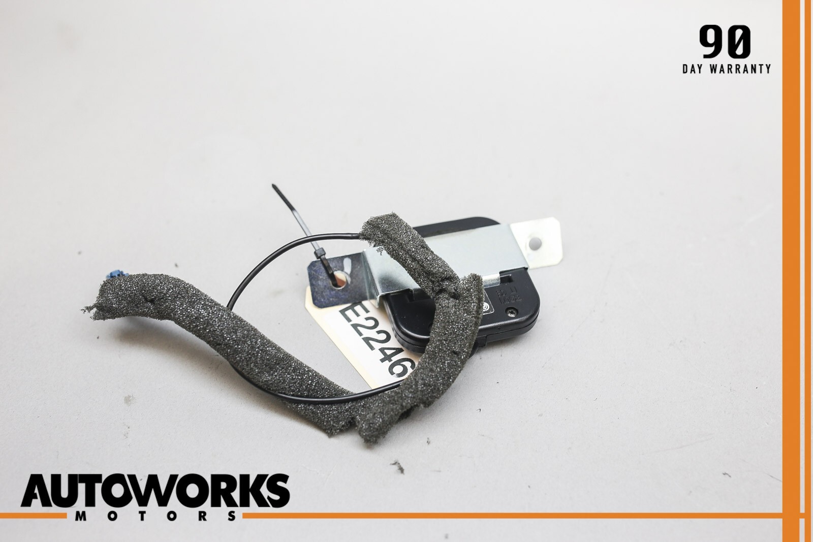 03-13 Maserati Quattroporte M139 GPS Navigation Radio Antenna Module 198832 OEM