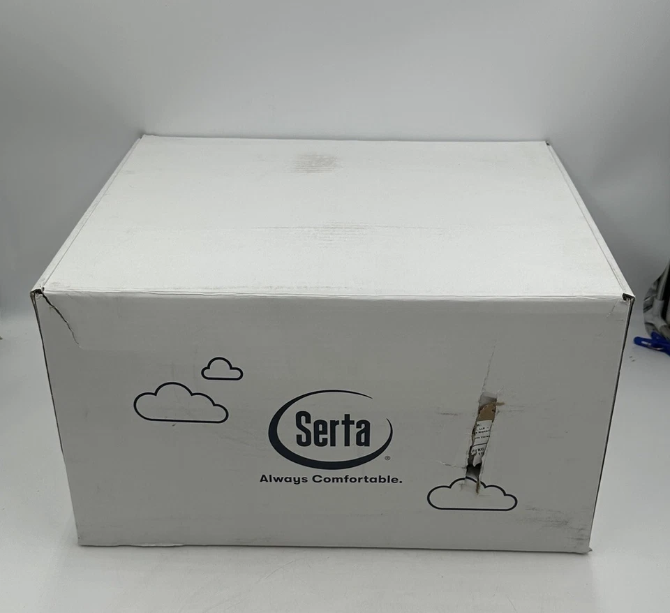 Serta Classic Cal King Set White Sheets Mattress Protector 2x Pillows New Gift - Image 4 of 4