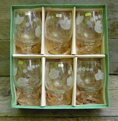 Vintage SOWJETISCHE Ära des Kalten Krieges 6er Set handgeschnittene Brandy Ballons Made in USSR verpackt