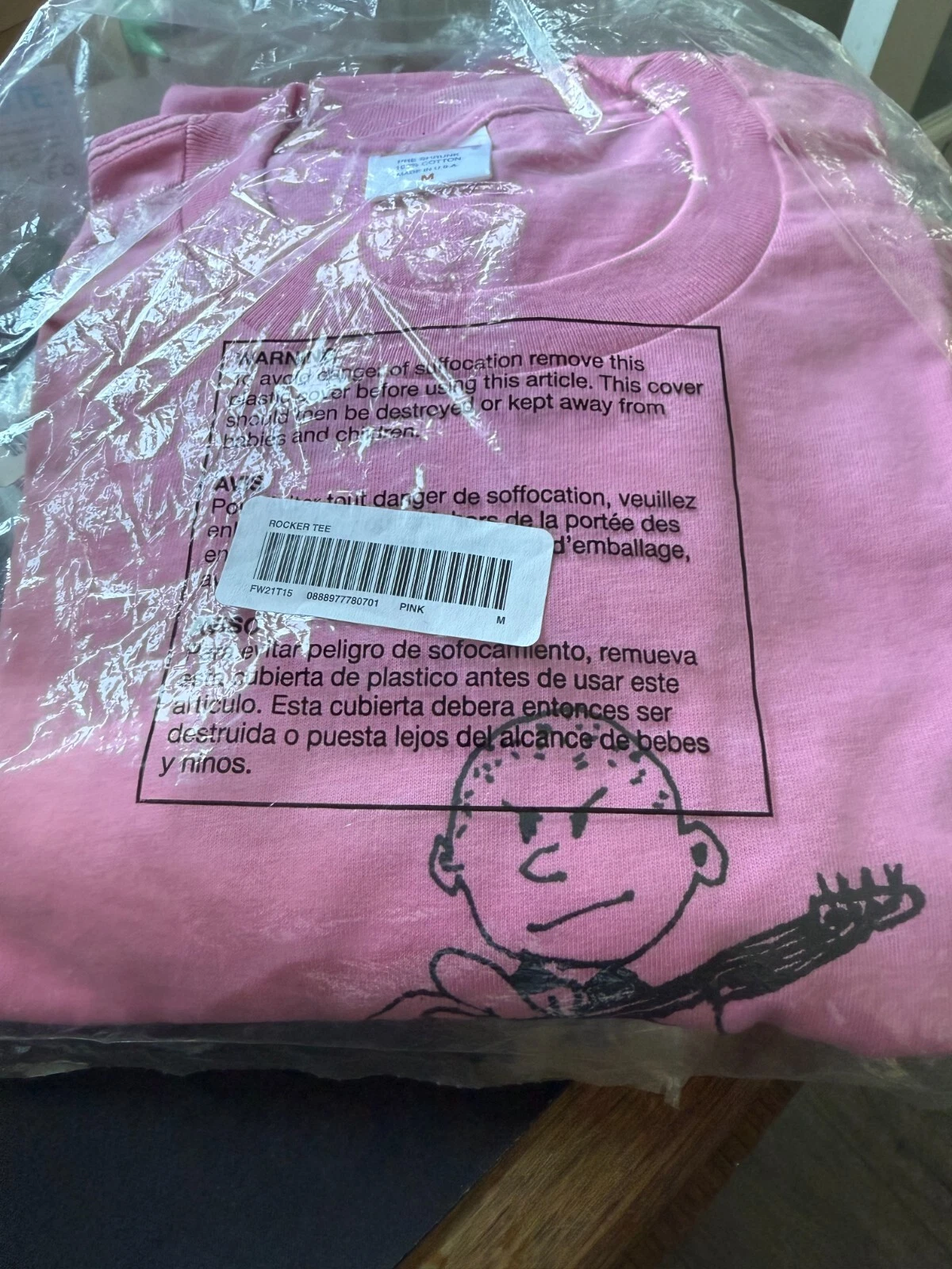 Supreme Rocker Tee Pink Medium guitare style Charlie Brown Peanuts