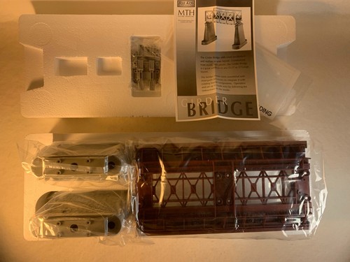 MTH RAILKING 40-1032, O-SCALE RUST GIRDER BRIDGE w/PIERS, NIB - Picture 2 of 8