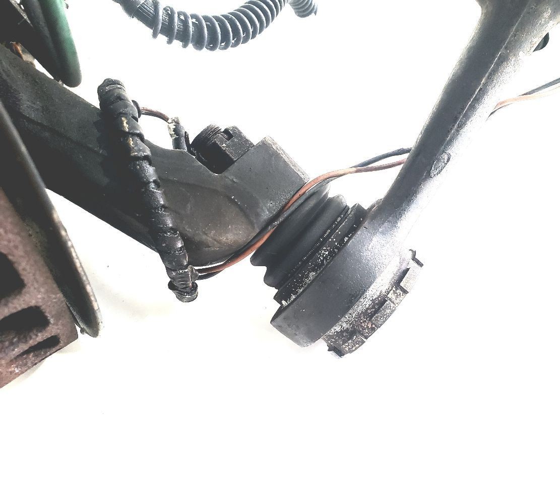 Bentley Turbo R 1990 Front Right Steering knuckle