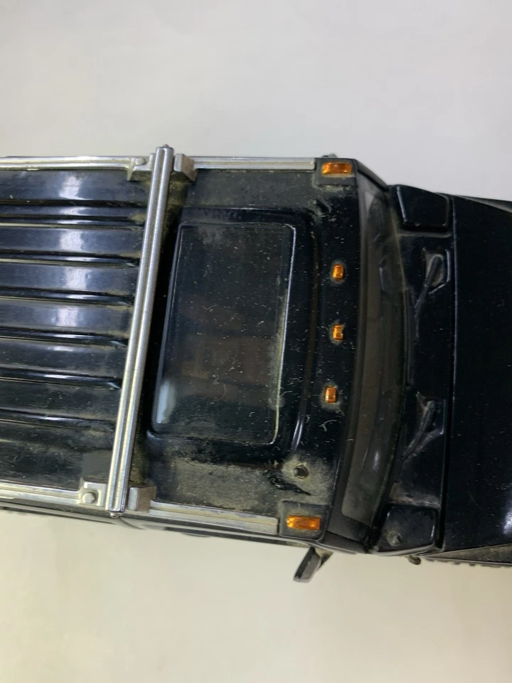 HUMMER H2 NEGRO ALTO PERFIL SUSPENSIÓN DE TRABAJO JADA ESCALA 1:24 DIECAST ¡¡RARO!!! Foto 3 de 4