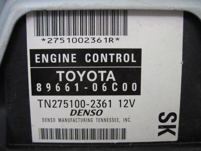 ORDENADOR ECM ECU Solara 2005 05 2006 06 automático 89661-06C00 671439 Foto 2 de 4