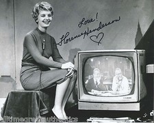 FLORENCE HENDERSON SIGNED AUTHENTIC 'THE BRADY BUNCH' 8X10 PHOTO B w/COA 