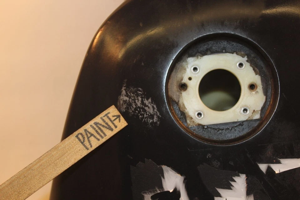 Aprilia RSV1000R RSV 1000 R 2007 Fuel Gas Tank Assembly Fairing RASH & PAINT - Image 4 of 4