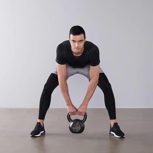 Sturdy Cast Iron Kettlebell for Strength Training – Durable & Long-lasting - Bild 4 von 6