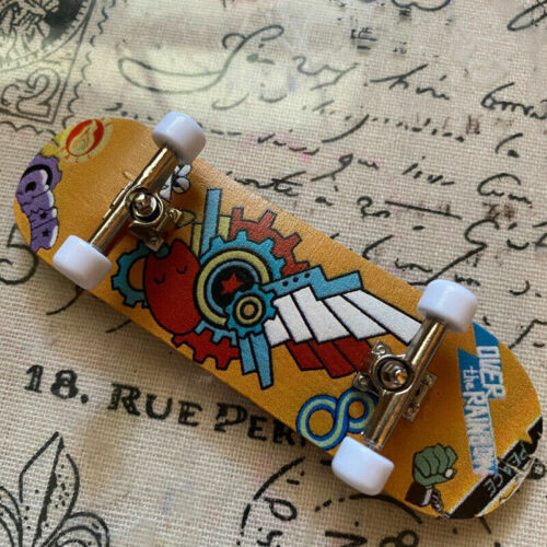 SK8 the Infinity Reki Fingerboards Keychain Keyrings Finger Skateboards Toy Gift - 第 2/7 張圖片
