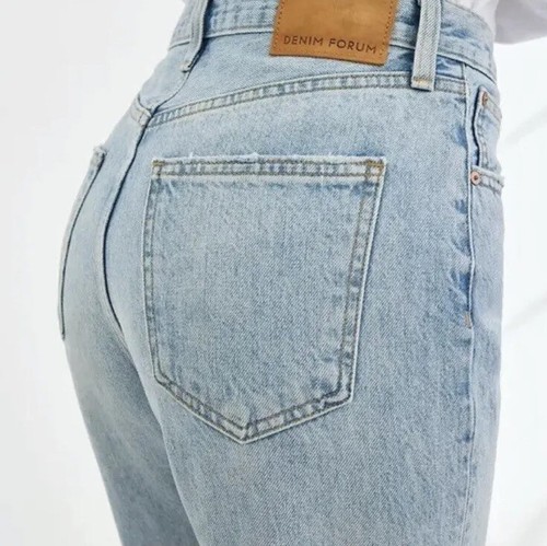 Aritzia Denim Forum Womens Size 24 x 