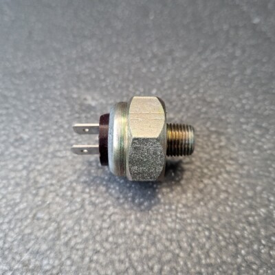 Bremslichtschalter Trabant Barkas B1000 Wartburg W50 Robur Multicar Stoplicht