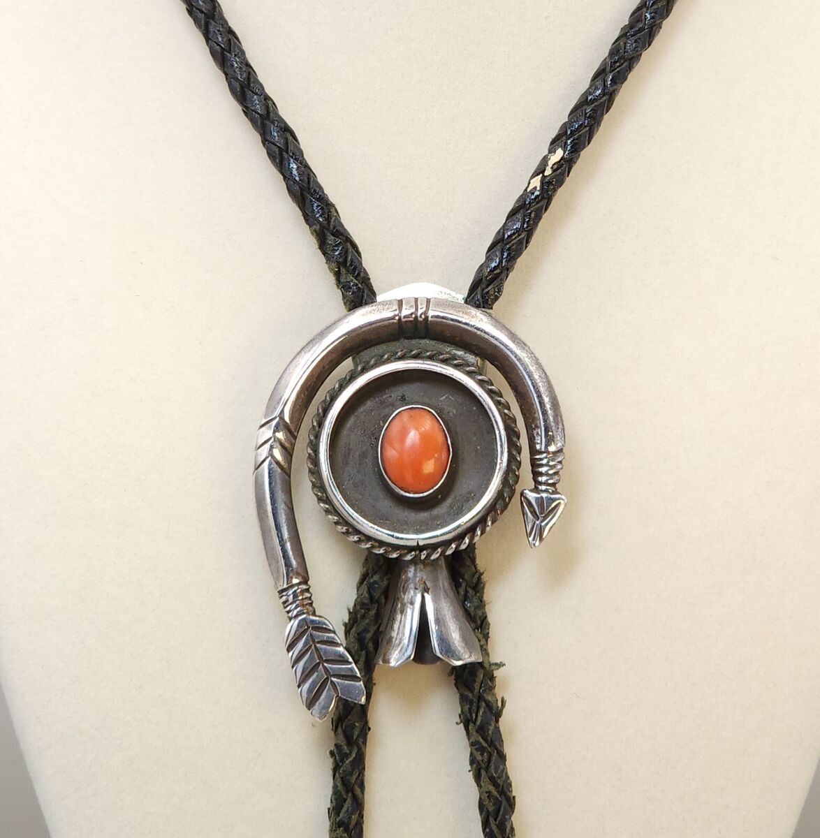 Incredible Vintage Native American Navajo Blue Diamond Turquoise Sterling Silver Bolo Incredible Vintage Native American Navajo Blue Diamond Turquoise Sterling Silver Bolo