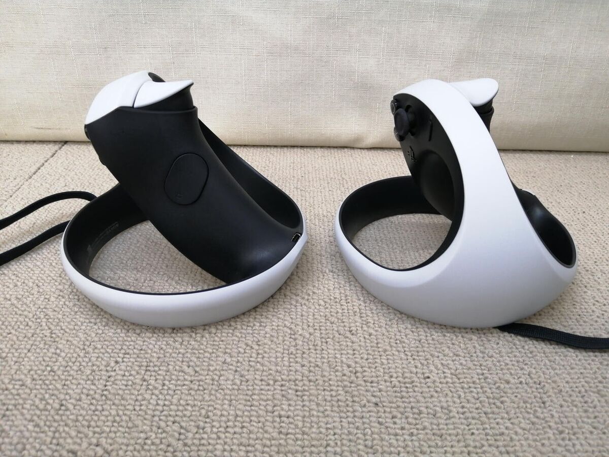 SONY CFIJ-17001 PlayStation VR2 Horizon Used Product From SONY CFIJ-17001 PlayStation VR2 Horizon Used Product From