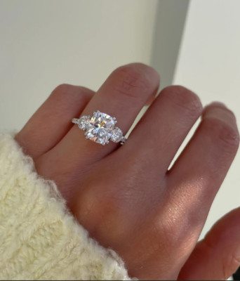 Solid 14k White Gold 2.50 Ct Cushion Cut Moissanite Engagement Ring For Women's