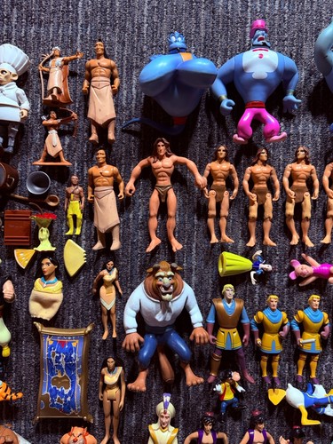 100+ Vintage Random Mixed Set Toys Action Figure Disney Lot Rare Mickey Aladdin+ - Picture 4 of 24