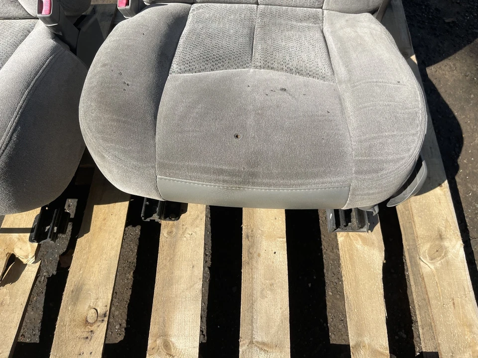 03-06 Chevrolet Silverado Avalanche Front Seat Set Gray Power Driver Manual Pass — 第 3/4 张图片