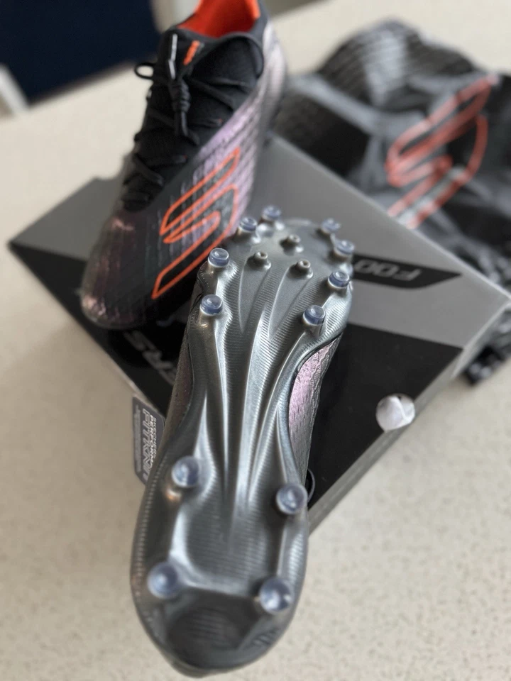 SKECHERS SKX_2 ELITE AG OBSIDIAN - PRETO/LARANJA - Imagem 2 de 4