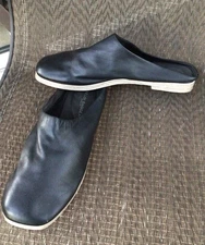 Kelsi Dagger Black Leather WARNER Flat Mules Loafers Size 9.5