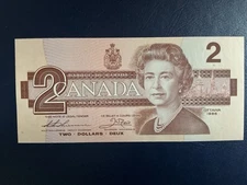 RARE 1986 Canadian 2 Dollar Bill - BBA - Large B Small B - Thiessen Crow