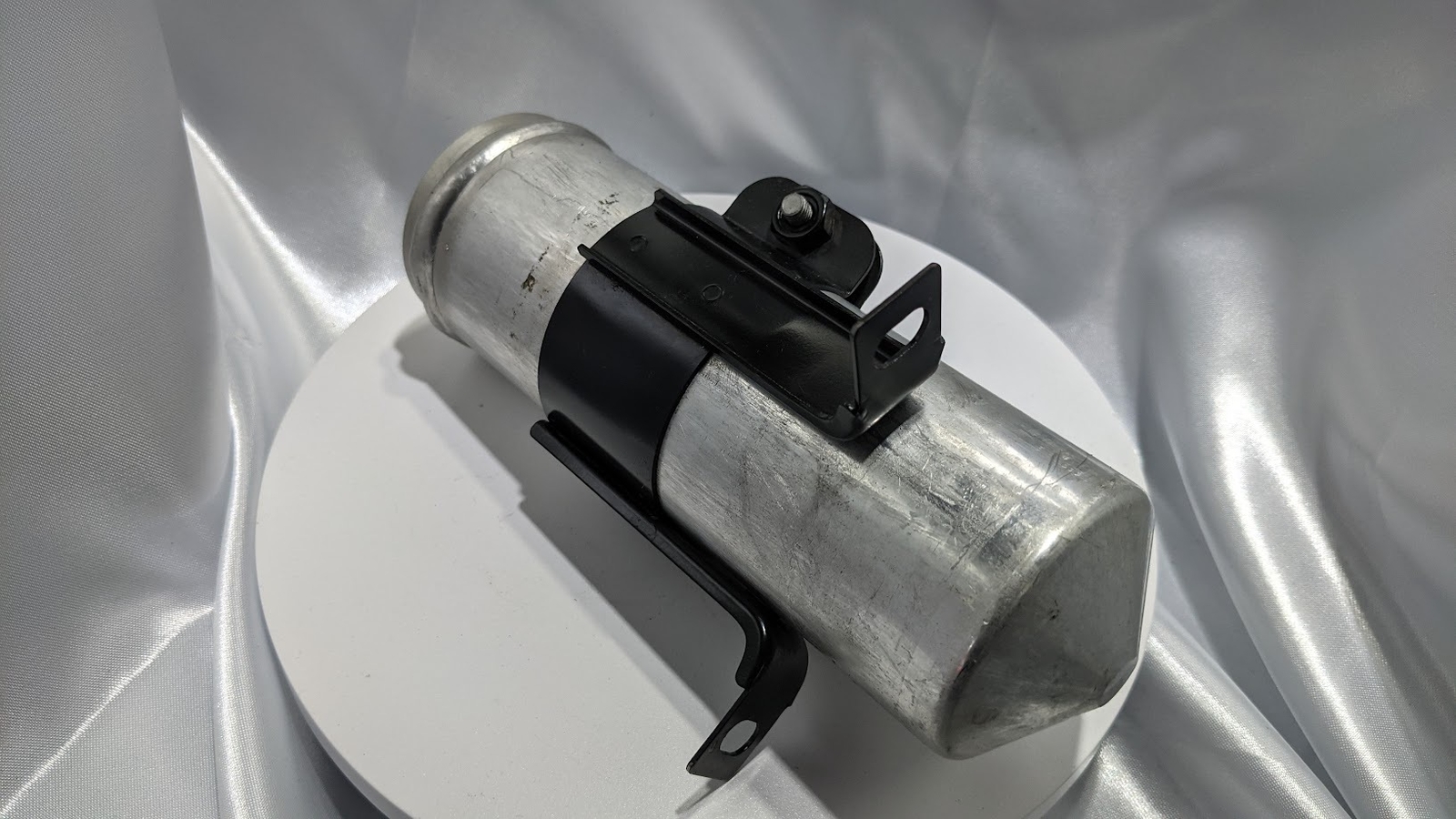 Rolls Royce Silver SPUR air conditioning receiver dryer desiccant bottle UD74024