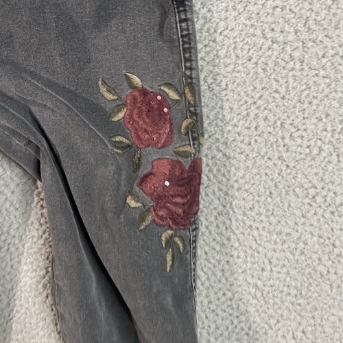 Y2K Aeropostale Jeans Womens 2 Pants Black Girlfriend Denim Pant Floral 30x28 - Picture 10 of 19