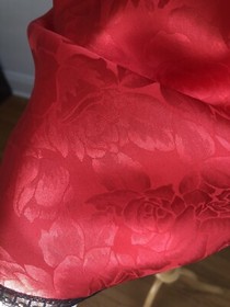 GORGEOUS VTG POLLINAISE Red Silky Satin Black Lace Chemise Lingerie SZ M