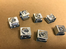 Lot of 7 10-32 Rack Mounting Retainer Clip Nuts Cage Slide Mount Steel Zinc