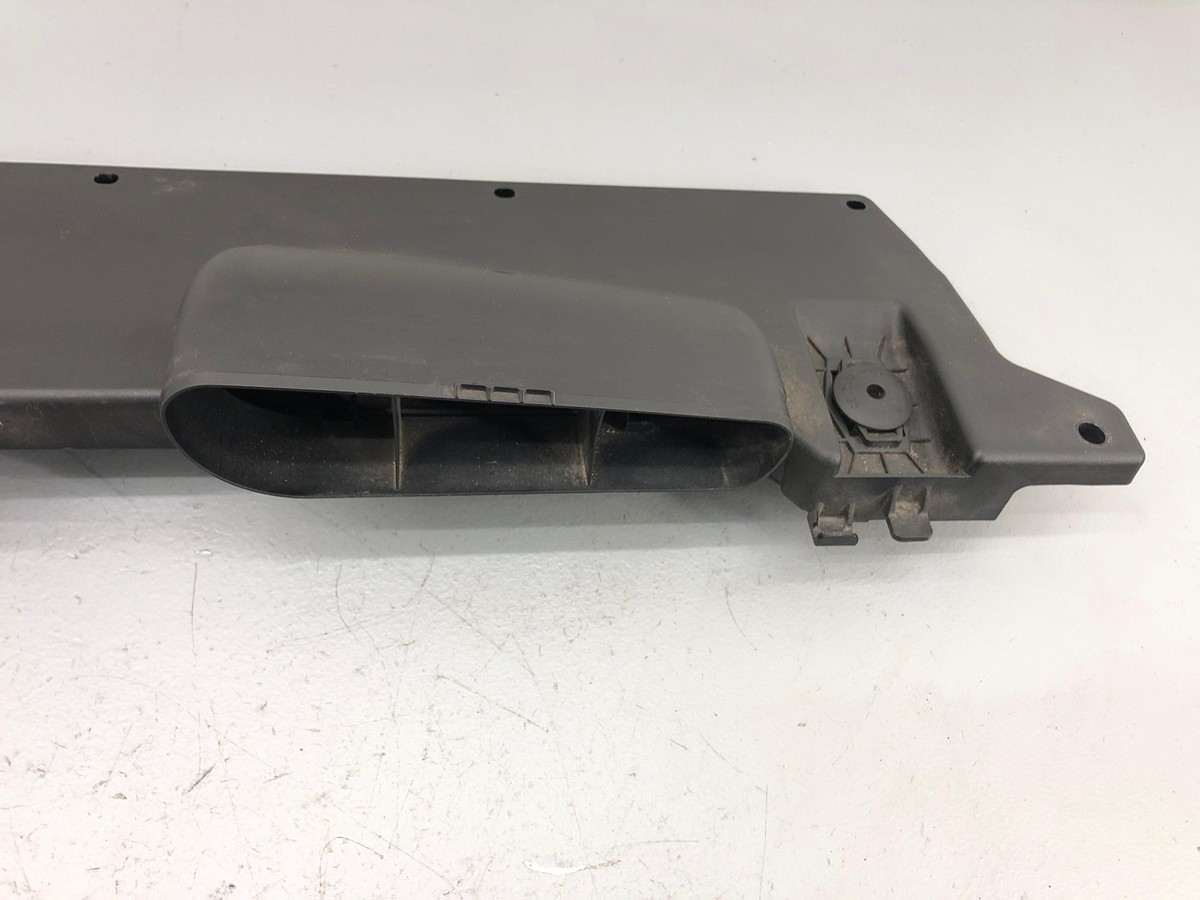 2017-2020 MERCEDES SLC300 FRONT RADIATOR AIR INTAKE PANEL  