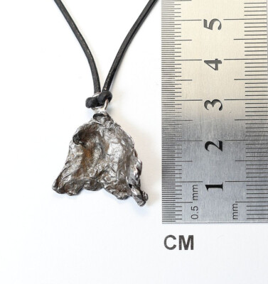 Meteorit Campo del Cielo 3,94 g / Anhänger / Asteroid / Sternschnuppe / neu