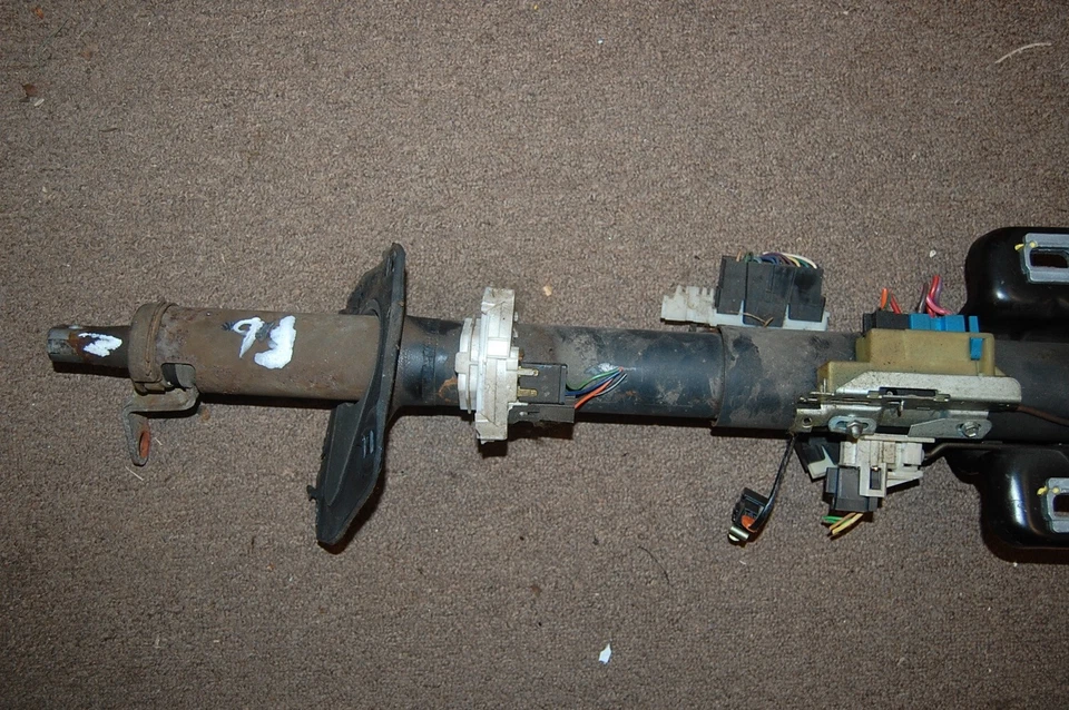 88 -94 Chevrolet C1500, C2500, C3500, Tilt Steering Column chevy GMC Automatic - Image 4 of 4