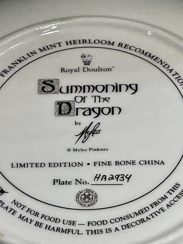 Royal Doulton The Franklin Mint Heirloom Myles Dragons & Wizards 11 Plate Set - Picture 21 of 24