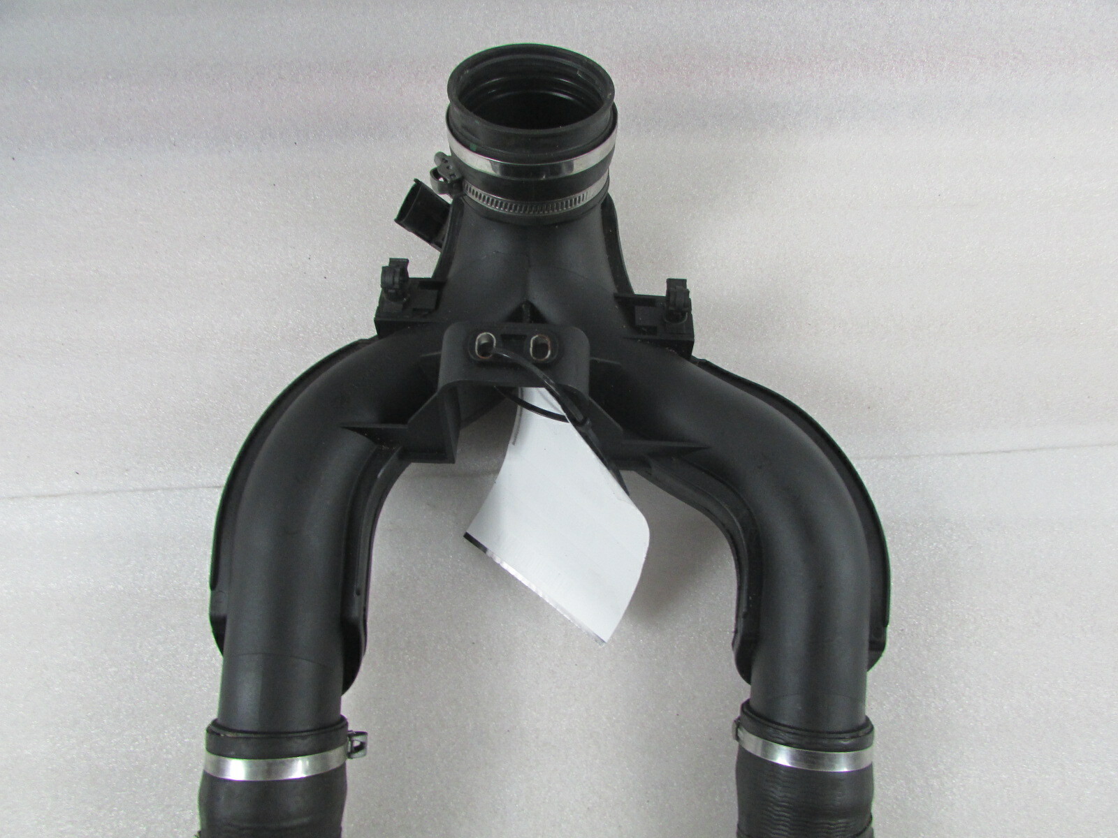2014 Maserati Quattroporte, Upper Air Intake Hose, Used, P/N 670001350