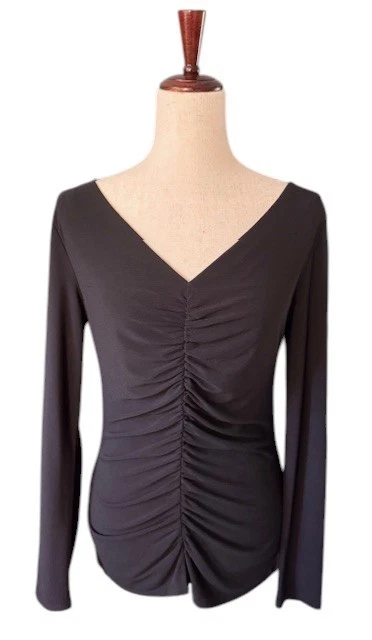 Top negro tejido cuello en V delantero acanalado Narciso Rodriguez DesigNation M edición limitada Foto 3 de 4