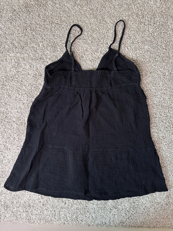 Top de natación de gasa Xhilaration negro talla L sin mangas caprichoso playa Foto 3 de 3