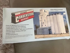 HO Walthers Cornerstone ADM Grain Elevator Structure Kit #933-3022