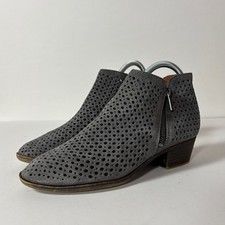 Lucky Brand Basel 3 Grey Lugo Perforated Suede Ankle Designer Booties Womens 8