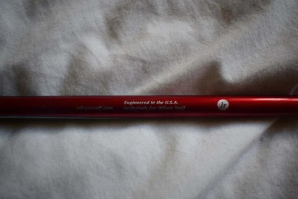 Junior WILSON 6 iron, Graphite Shaft, Right-Hand FREEPOST - Image 4 of 4