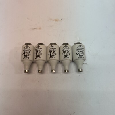 Lot of 6 - VDE 0636/33  35 Amp Fuses 5SD4-5
