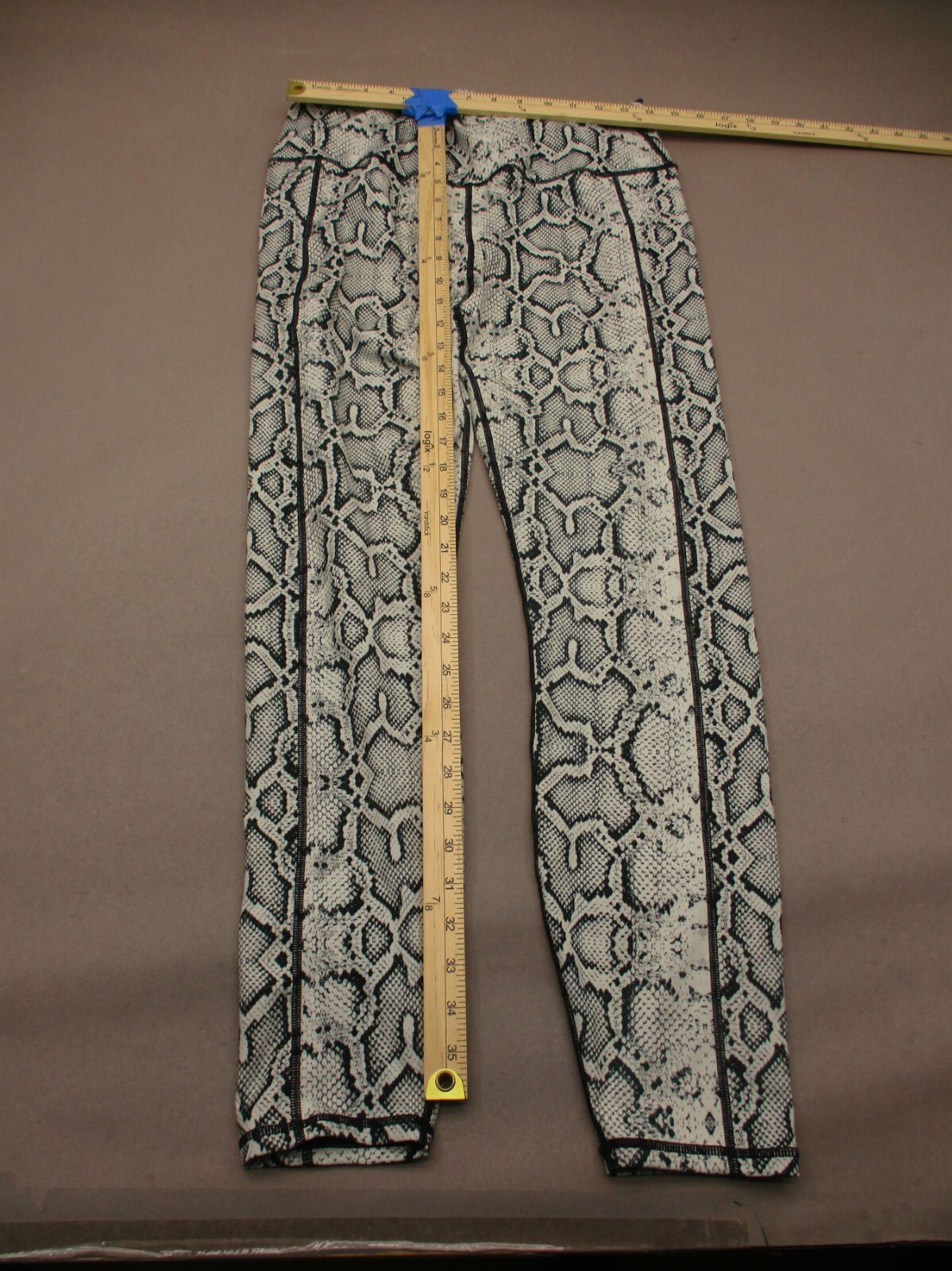 OUGES Size M Womens Animal Stretch Pull On Compre… - image 2