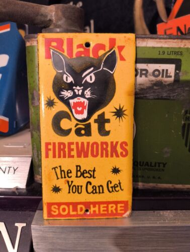 VINTAGE RARE BLACK CAT ADVERTISING FIREWORKS DEALER PORCELAIN METAL SIGN