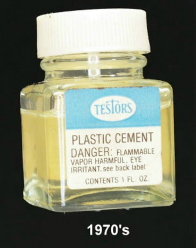NOS VINTAGE ANNI 70 TESTORS PLASTICA CEMENTO COLLA 1 FL OZ vetro COLLEZIONABILE NOS